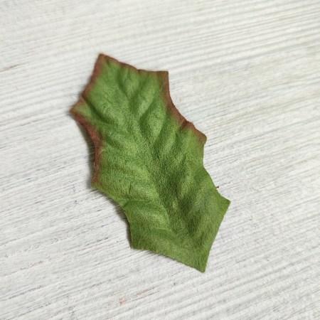 Лист остролиста без стебелька - зеленый, 5 см., купить - БлагоЛис