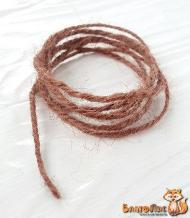Джутовый ворсистый шнур, цвет коричневый, толщина 2 мм, May arts 363-15, цена за 1 ярд ( 90 см ), купить - БлагоЛис