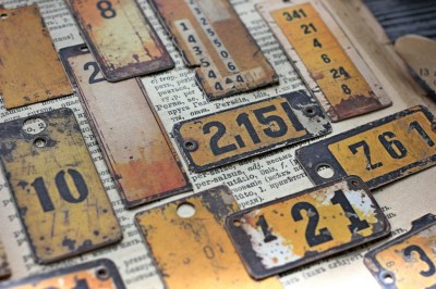 Набор картонных лазерных высечек "Encoding archives - yellow", 25 элементов