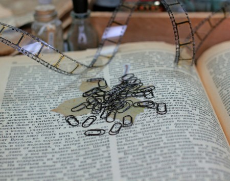 Декоративная скрепка "Мини", 1.5 см., цвет тёмная бронза, цена за 1 шт., купить - БлагоЛис