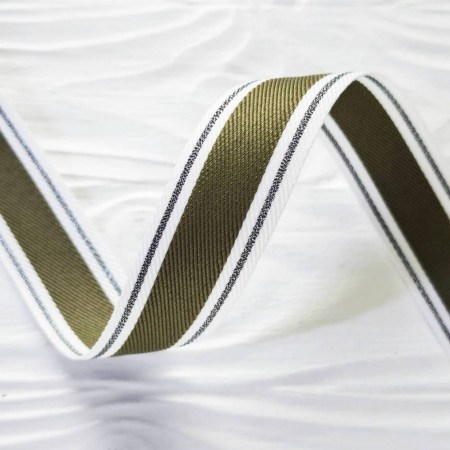 Лента с серебряной строчкой по краю болотная 25 мм, DIY Ribbon's, цена за 1 ярд ( 90 см ), купить - БлагоЛис